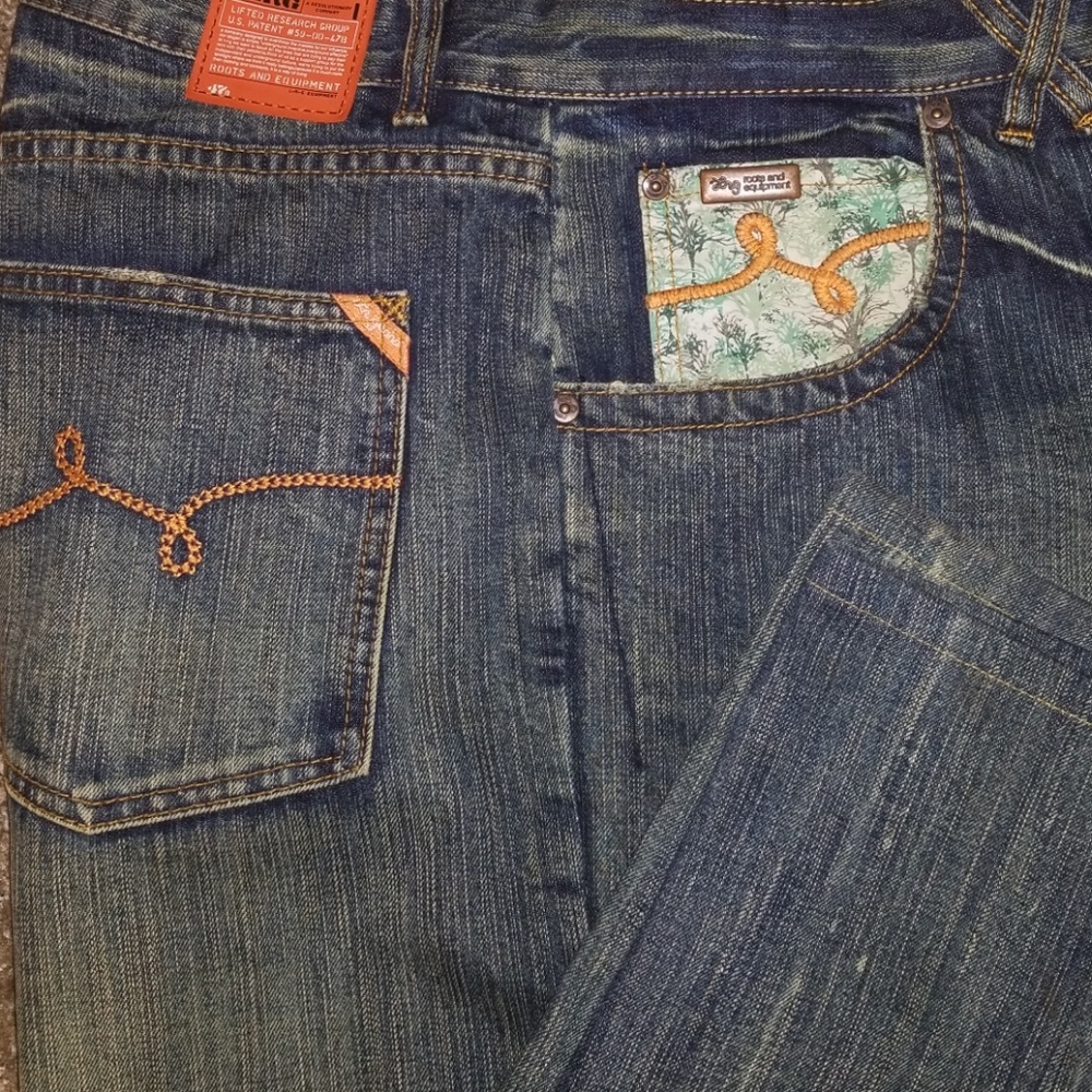 Lrg distressed jeans